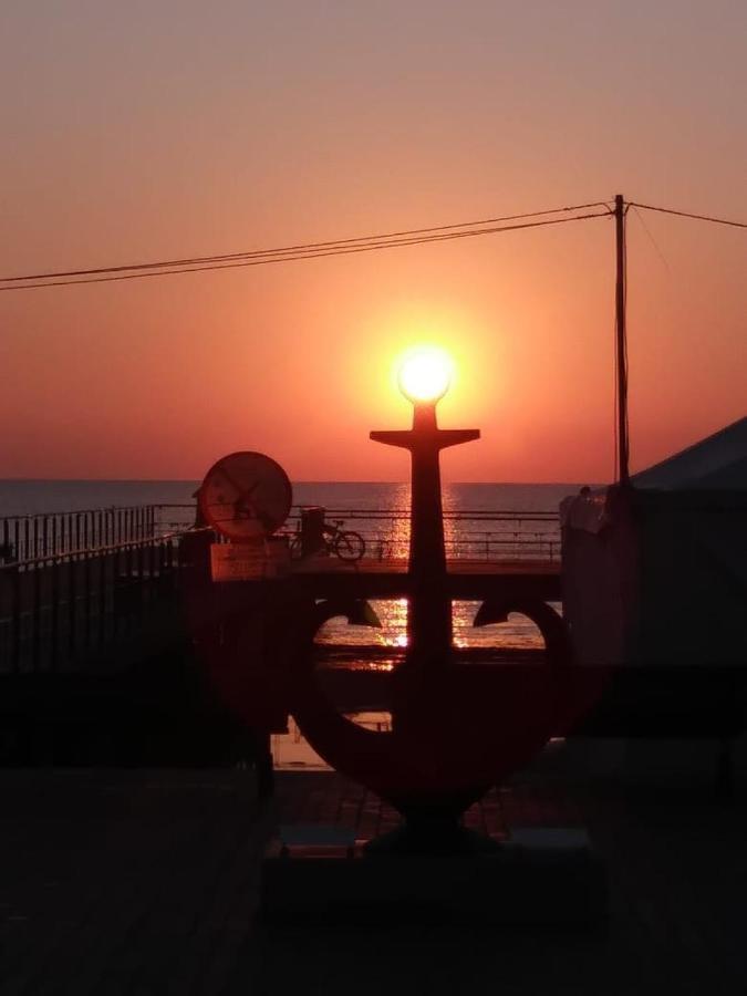 Lighthouse Apartman Lárnaka Kültér fotó