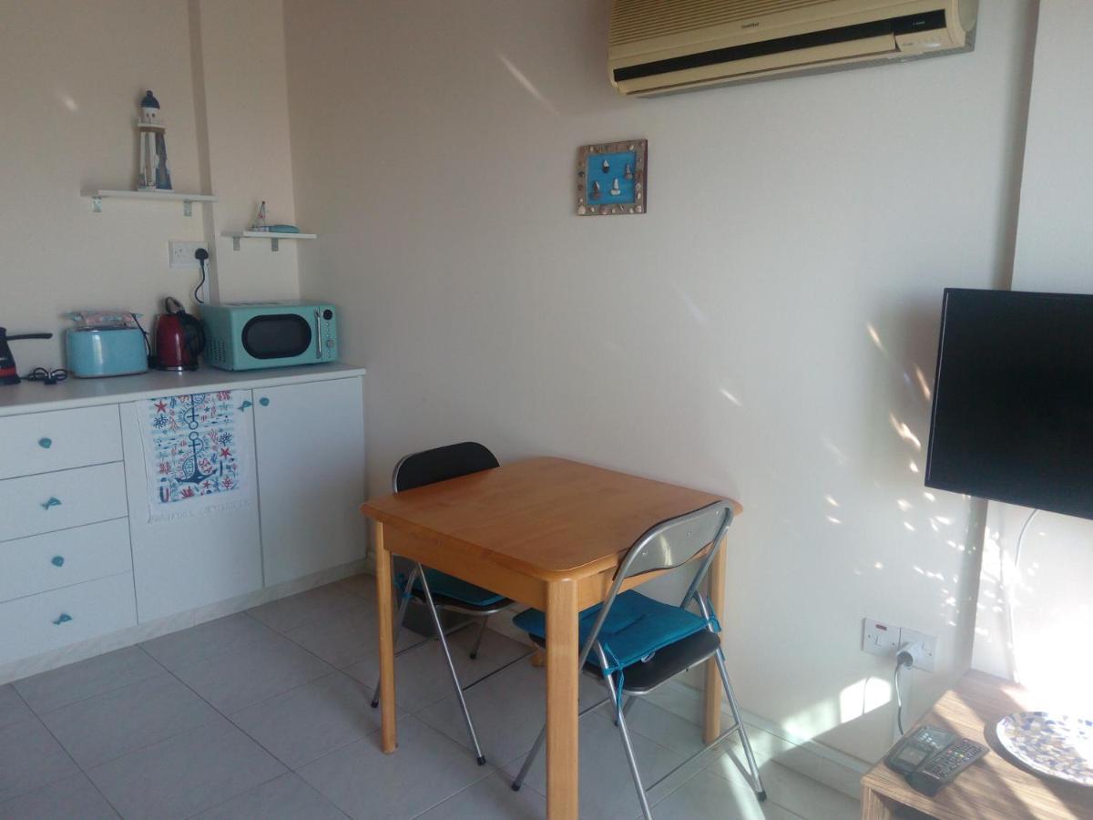 Lighthouse Apartman Lárnaka Kültér fotó
